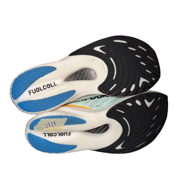 New Balance Men\'s Athletic Shoes - Black, White, Gold, Blue RC elite size 11D